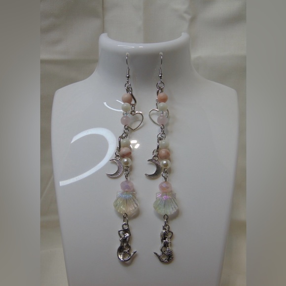 Mermaid 🧜‍♀️ 🐚💖 - Picture 2 of 2